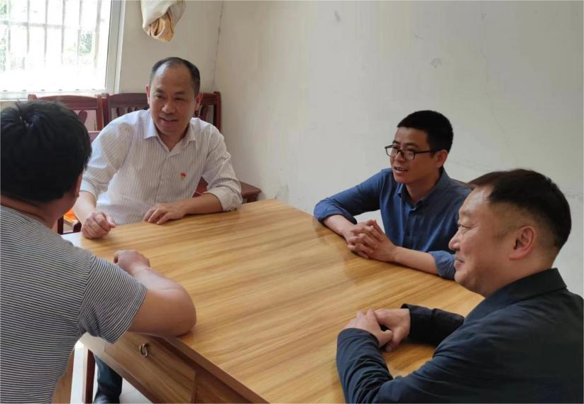 產(chǎn)業(yè)強(qiáng)基，民生為重，結(jié)對(duì)幫扶，攜手共富